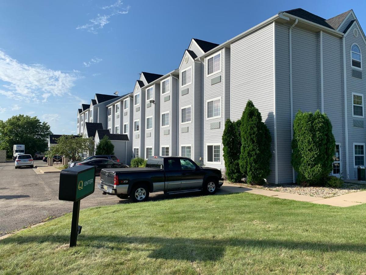 Quality Inn Owatonna Near Medical Center Екстер'єр фото